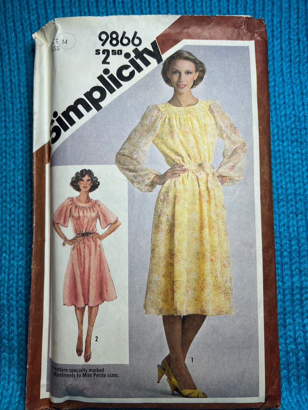Simplicity Sewing pattern 9866 fit and flare dress puff or flutter sleeve size14